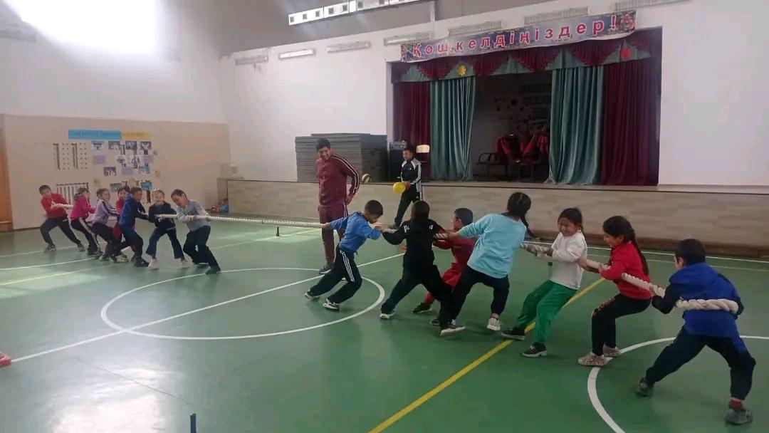 Тарас негізгі орта мектебі, МДШО, КММ.Ұлттық мектеп лигасы,, жобасы негізінде білім алушылардың денсаулығы мен әл- ауқатын нығайтуда "Ұлттық ойын- ұлт қазынасы" тақырыбында спорттық ойындар өткізілді
