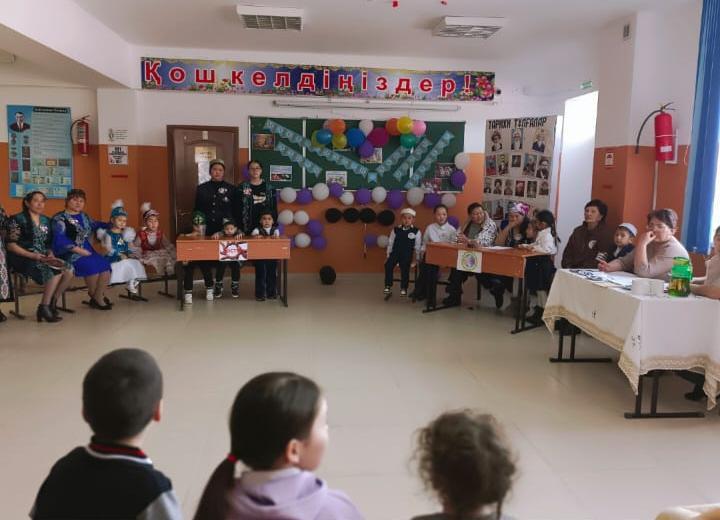 Тарас негізгі орта мектебі, МДШО, КММ Наурыз мерекесін тойлау бойынша жана концепцияға сәйкес тәрбиеленушілердің жас ерекшеліктерін ескере отырып, «Наурыз» мерекесінің ман-мағынасын түсіндіру, насихаттау шараларын өткізді.